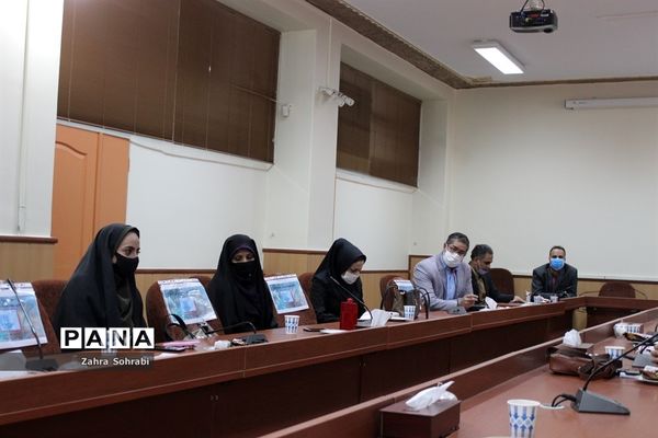 نشست خبری مدیر آموزش و پرورش شهرستان اسلامشهر با اصحاب رسانه  و خبرنگاران