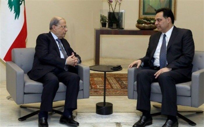 حسان دیاب در تماس با میشل عون موضوع استعفای دولت لبنان را مطرح کرد