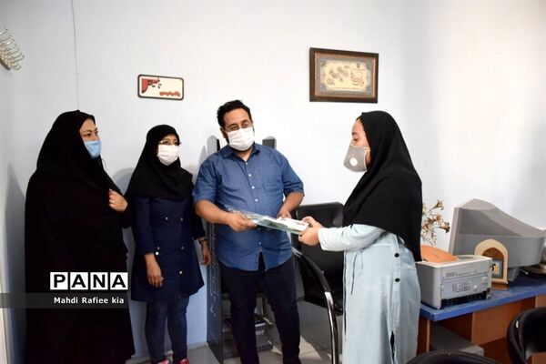 تبریک دانش آموزان خبرنگار خبرگزاری پانا، به مناسبت روز خبرنگار  به خبرنگاران  آذربایجان شرقی