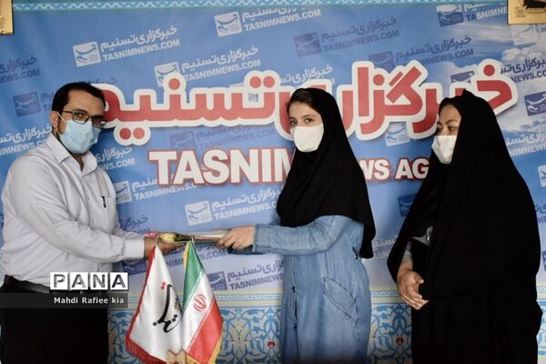 تبریک دانش آموزان خبرنگار خبرگزاری پانا، به مناسبت روز خبرنگار  به خبرنگاران  آذربایجان شرقی