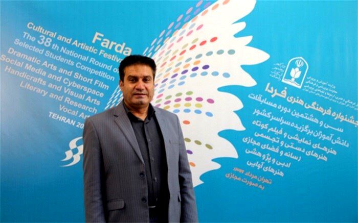 مسابقات فرهنگی هنری نقش بسیار موثری در تقویت روحیه مشارکت‌جویی  در بین دانش آموزان دارد