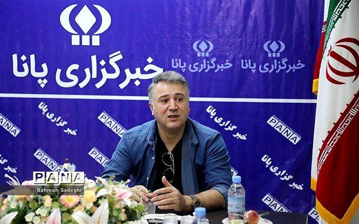 محمدرضا عیوضی: شنیدن مکرر موسیقی بی‌محتوا گوش را بیمار می‌کند
