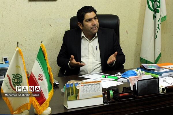 نشست هم‌اندیشی مدیرسازمان دانش‌آموزی خوزستان با مربیان پیشکسوت تشکیلاتی