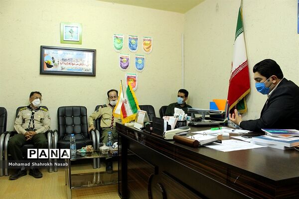 نشست هم‌اندیشی مدیرسازمان دانش‌آموزی خوزستان با مربیان پیشکسوت تشکیلاتی