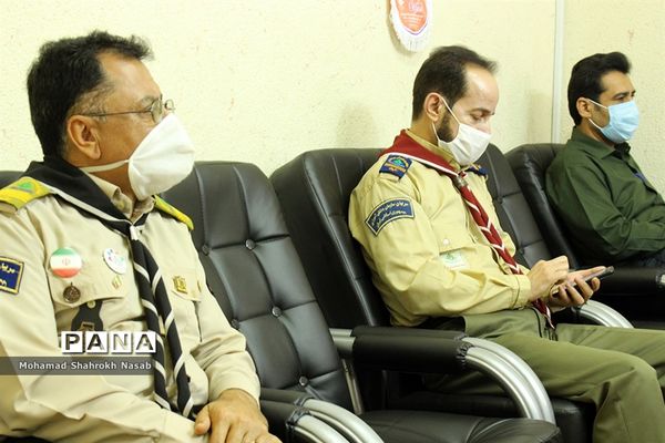 نشست هم‌اندیشی مدیرسازمان دانش‌آموزی خوزستان با مربیان پیشکسوت تشکیلاتی