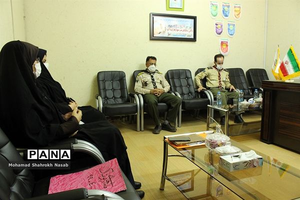 نشست هم‌اندیشی مدیرسازمان دانش‌آموزی خوزستان با مربیان پیشکسوت تشکیلاتی