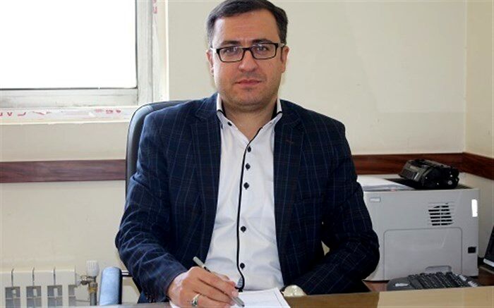 معلمان شاغل در مدارس غیردولتی ، گواهی صلاحیت حرفه ای دریافت می کنند
