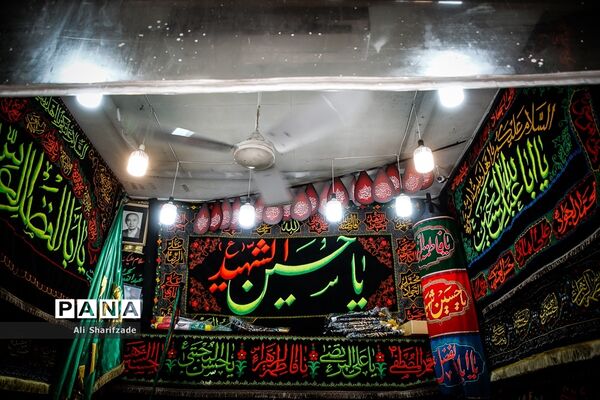 سیاهه فروشی ماه محرم در بازار تهران