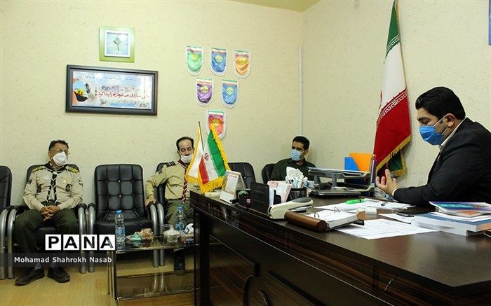 برگزاری نشست هم‌اندیشی مدیرسازمان دانش‌آموزی خوزستان با مربیان پیشکسوت تشکیلاتی