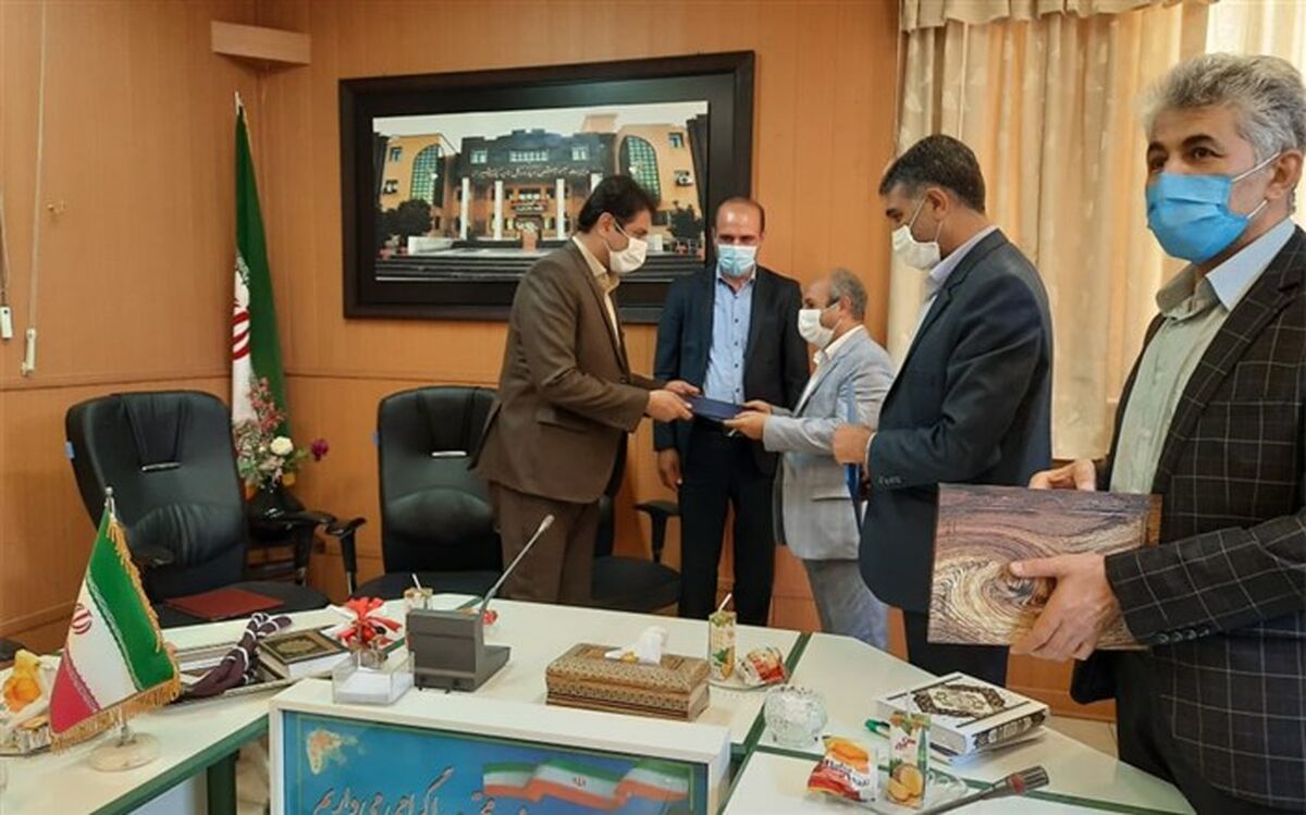 مراسم تودیع و معارفه رئیس سازمان دانش آموزی ناحیه یک شیراز