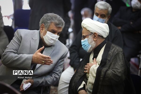 آیین رونمایی از یادمان شهدای سازمان پژوهش و برنامه‌ریزی آموزشی