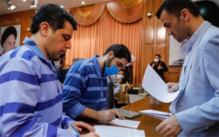 ششمین جلسه دادگاه برخی مدیران سابق بانک مرکزی برگزار شد