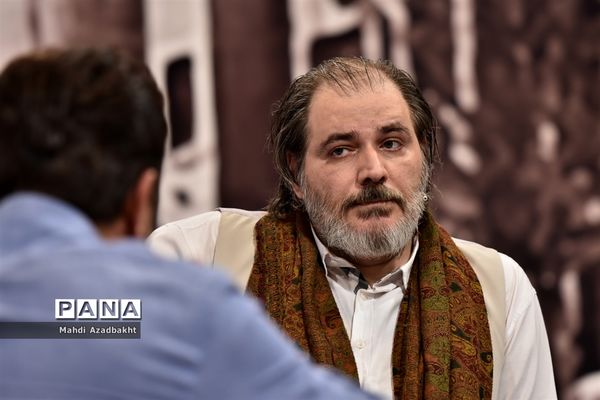 فصل چهارم چهل‌تیکه