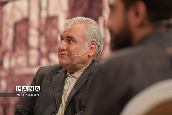 فصل چهارم چهل‌تیکه