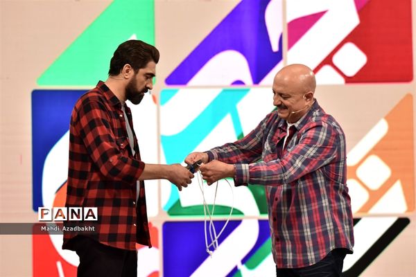 فصل چهارم چهل‌تیکه