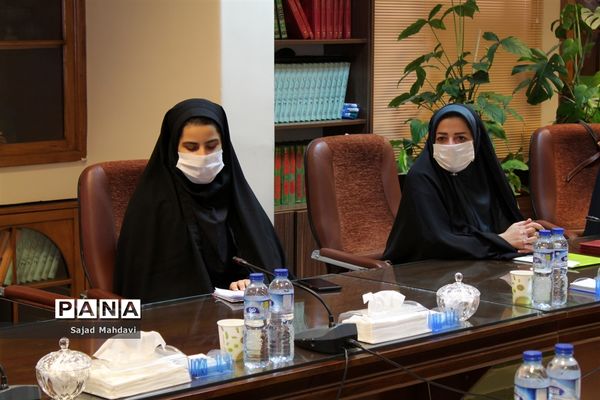 دیدار نمایندگان مجلس دانش‌آموزی مازندران با استاندار