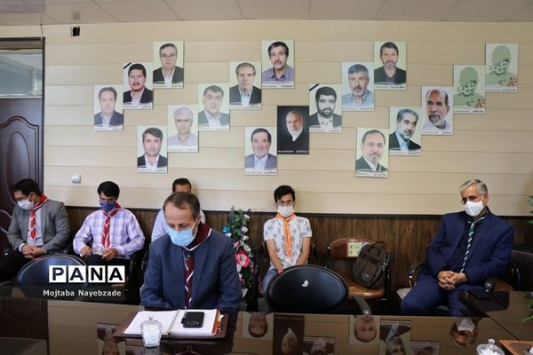 مراسم تجلیل فعالان سازمان دانش آموزی قوچان