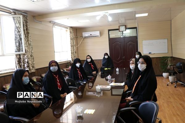 مراسم تجلیل فعالان سازمان دانش آموزی قوچان