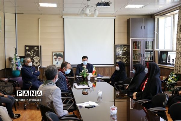 مراسم تجلیل فعالان سازمان دانش آموزی قوچان