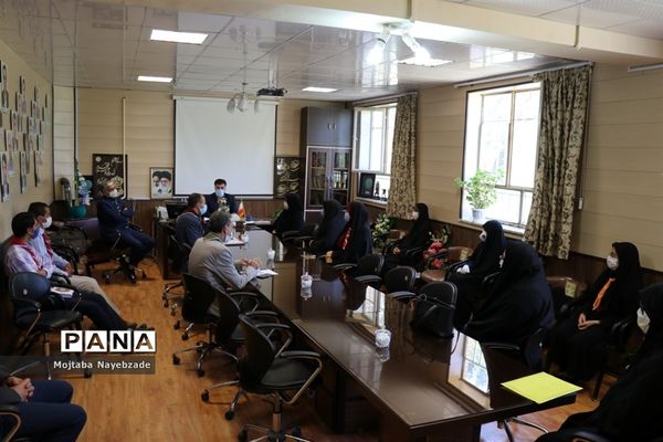 مراسم تجلیل فعالان سازمان دانش آموزی قوچان