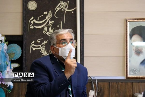 مراسم تجلیل فعالان سازمان دانش آموزی قوچان