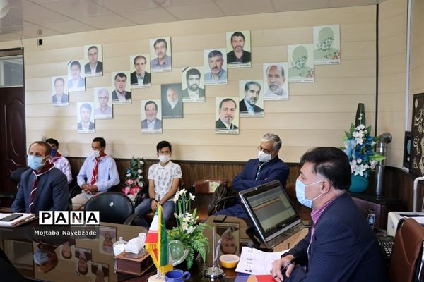 مراسم تجلیل فعالان سازمان دانش آموزی قوچان