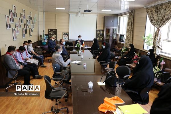 مراسم تجلیل فعالان سازمان دانش آموزی قوچان