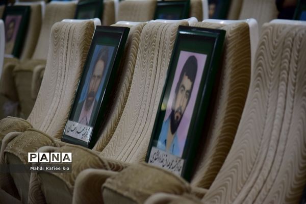 برگزارى نشست خبرى و مطبوعاتى رئیس سازمان جهاد کشاورزى آذربایجان شرقى با اصحاب رسانه به مناسبت هفته دولت