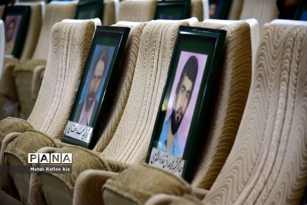 برگزارى نشست خبرى و مطبوعاتى رئیس سازمان جهاد کشاورزى آذربایجان شرقى با اصحاب رسانه به مناسبت هفته دولت