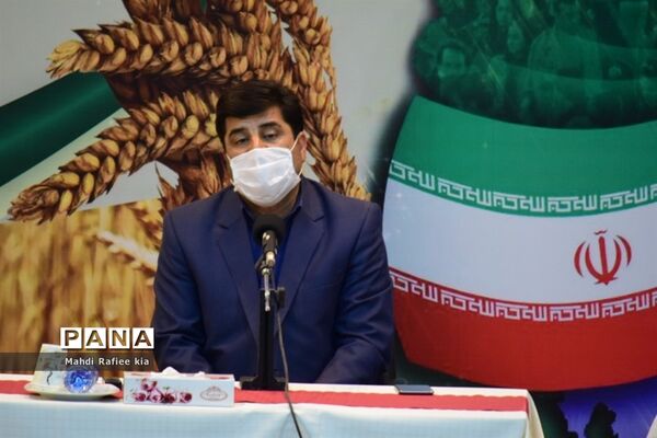 برگزارى نشست خبرى و مطبوعاتى رئیس سازمان جهاد کشاورزى آذربایجان شرقى با اصحاب رسانه به مناسبت هفته دولت