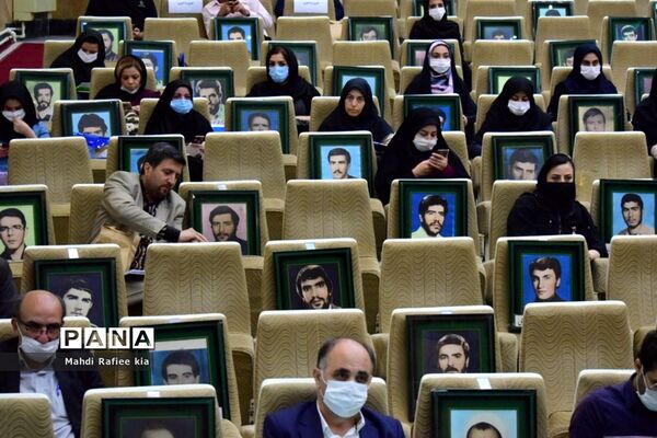 برگزارى نشست خبرى و مطبوعاتى رئیس سازمان جهاد کشاورزى آذربایجان شرقى با اصحاب رسانه به مناسبت هفته دولت