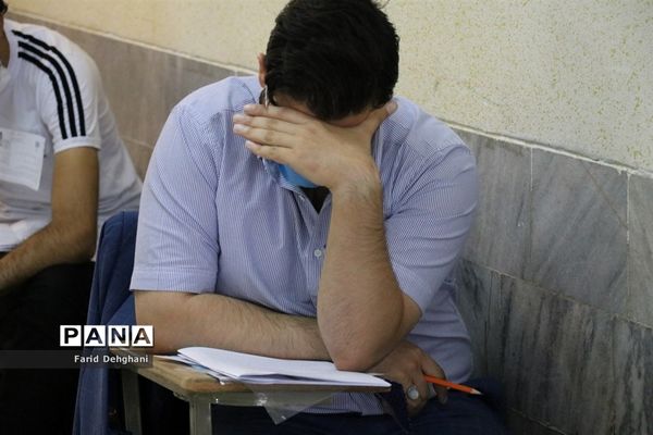 بازدید مدیرکل آموزش و پرورش خراسان رضوی از روند برگزاری کنکور ۹۹ در مشهد