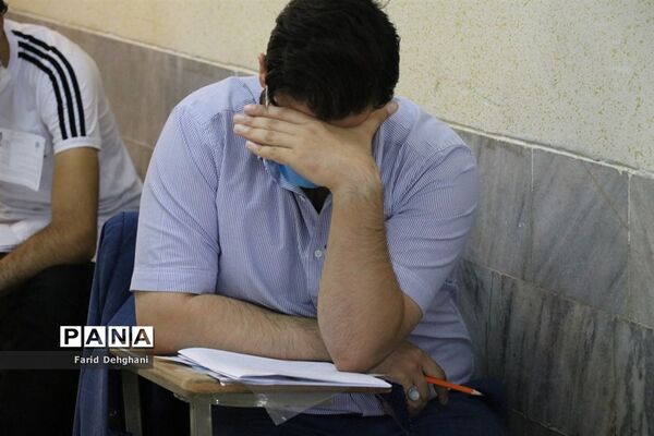بازدید مدیرکل آموزش و پرورش خراسان رضوی از روند برگزاری کنکور ۹۹ در مشهد