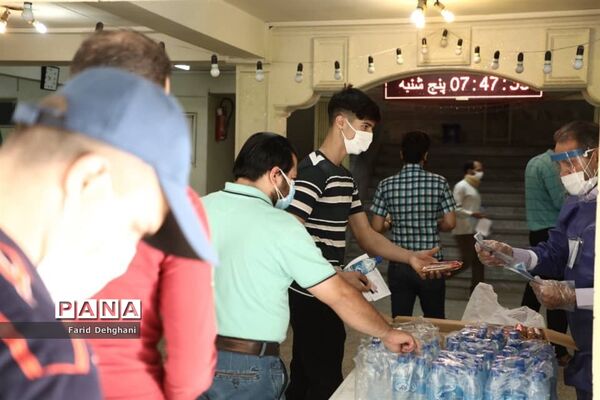 بازدید مدیرکل آموزش و پرورش خراسان رضوی از روند برگزاری کنکور ۹۹ در مشهد