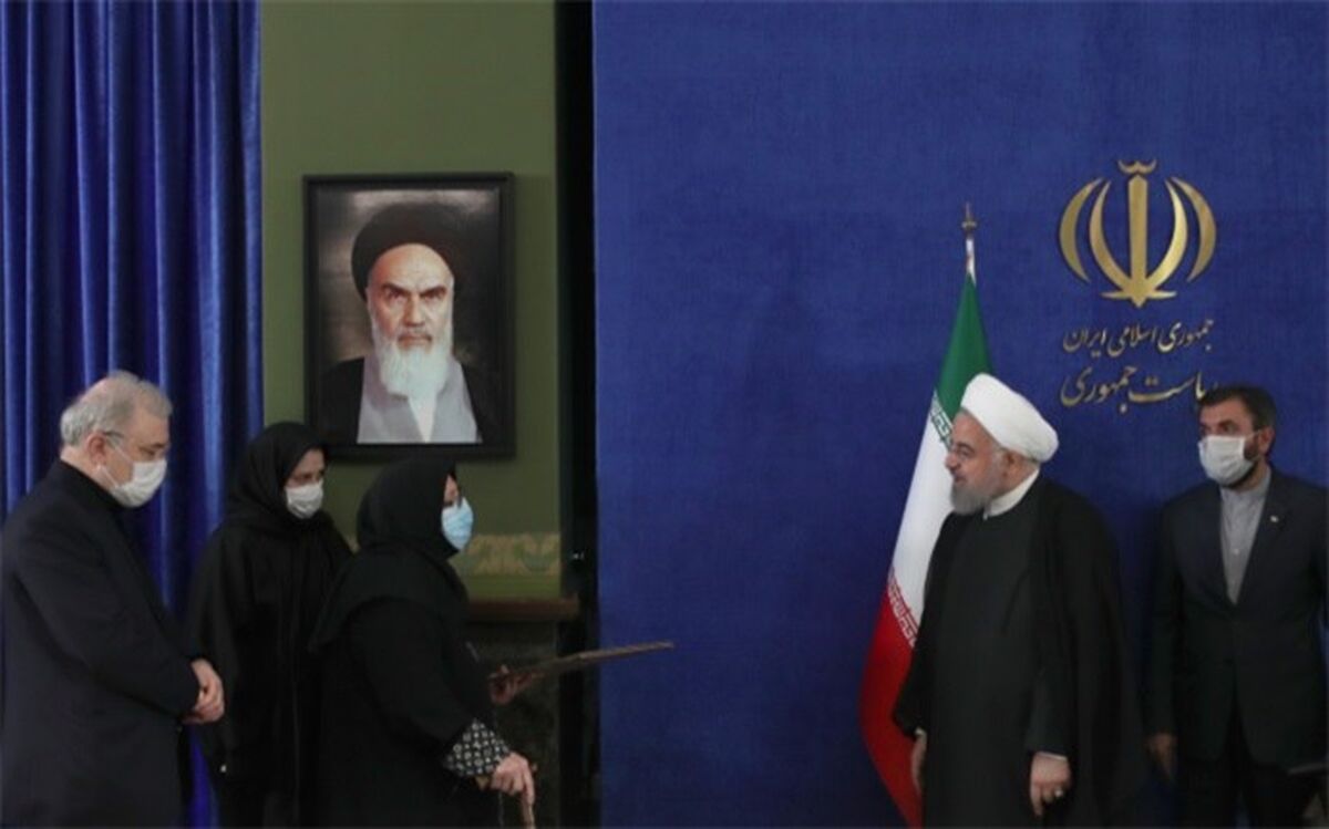 تقدیر رئیس‌جمهوری از خانواده‌های سه شهید حوزه سلامت کشور