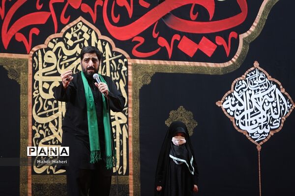 شب سوم محرم در هیئت ریحانه‌الحسین