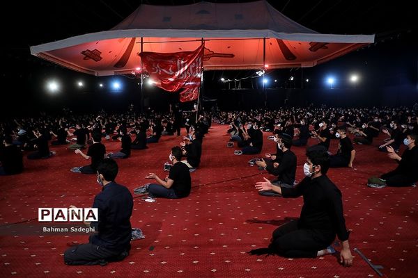 عزاداری شب چهارم  محرم در پادگان ۰۶ ارتش