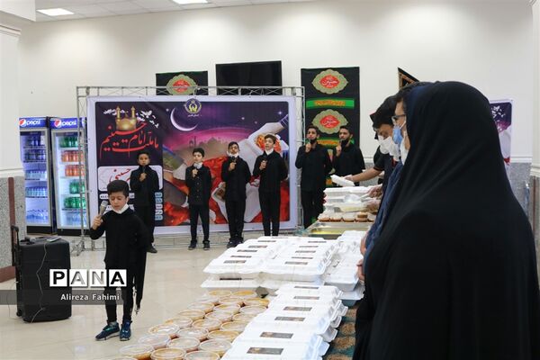 افتتاح آشپزخانه توزیع غذای گرم میان خانواده‌های نیازمند آسیب دیده از کرونا