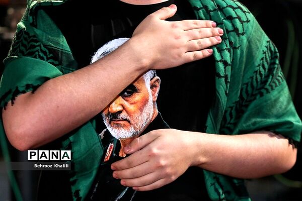 عزاداری حسینی در هیئت ریحانه‌الحسین