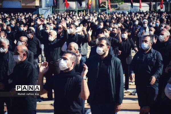 مراسم عزادارى ظهر عاشورا در تبریز