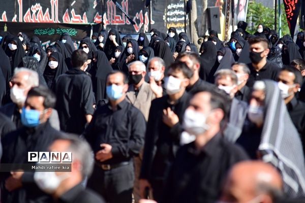 مراسم عزادارى ظهر عاشورا در تبریز