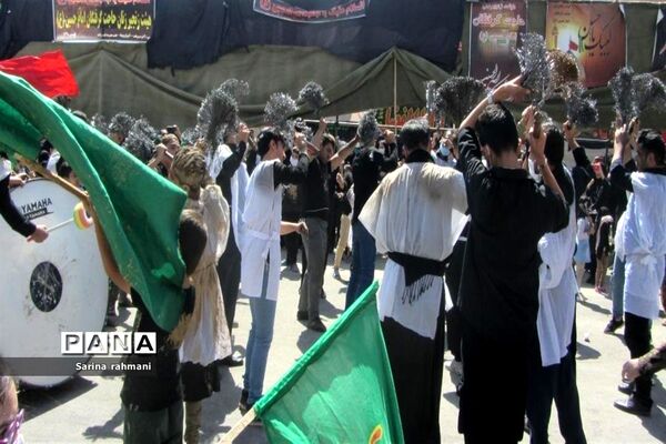 مراسم عزاداری مردم کرمانشاه در عاشورای حسینی