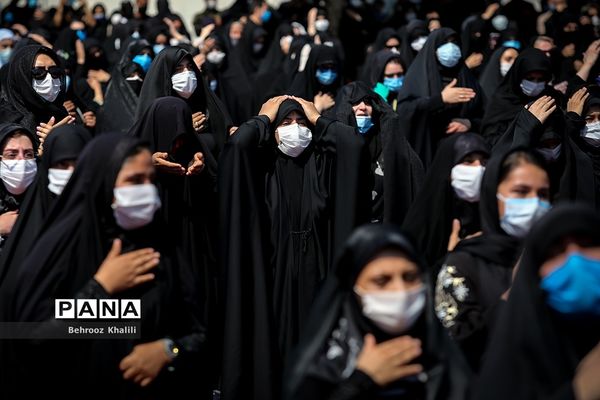 عزاداری ظهر عاشورای حسینی در امام زاده صالح (ع)