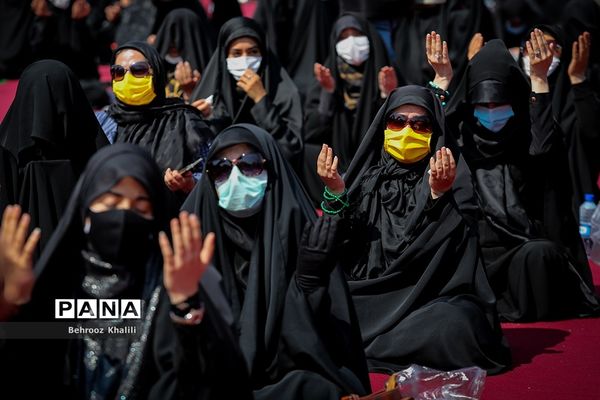 عزاداری ظهر عاشورای حسینی در امام زاده صالح (ع)