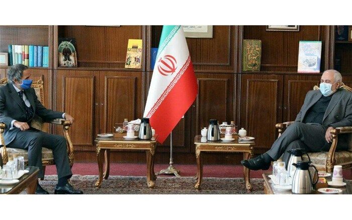 ظریف در دیدار با گروسی: خواهان ادامه همکاری با آژانس مطابق مقررات بین المللی هستیم