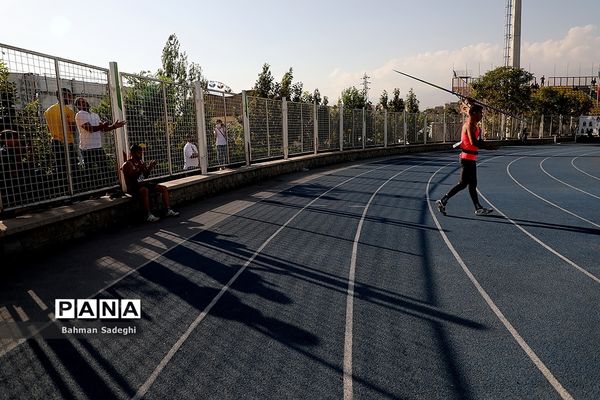 مسابقات جایزه بزرگ دوومیدانی آقایان