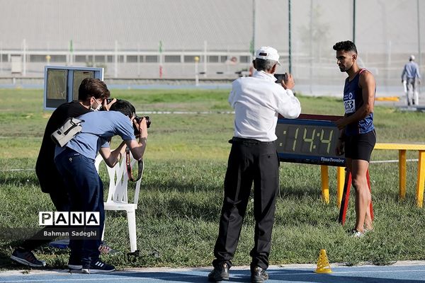 مسابقات جایزه بزرگ دوومیدانی آقایان