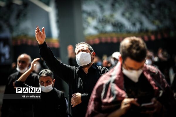عزاداری تاسوعای حسینی در میدان امام حسین(ع)