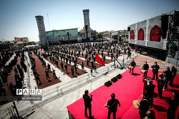 عزاداری تاسوعای حسینی در میدان امام حسین(ع)