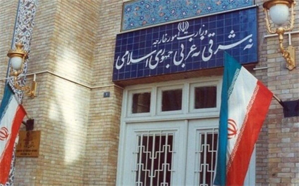 منافقین توسط اروپا و آمریکا پناه داده شده‌اند